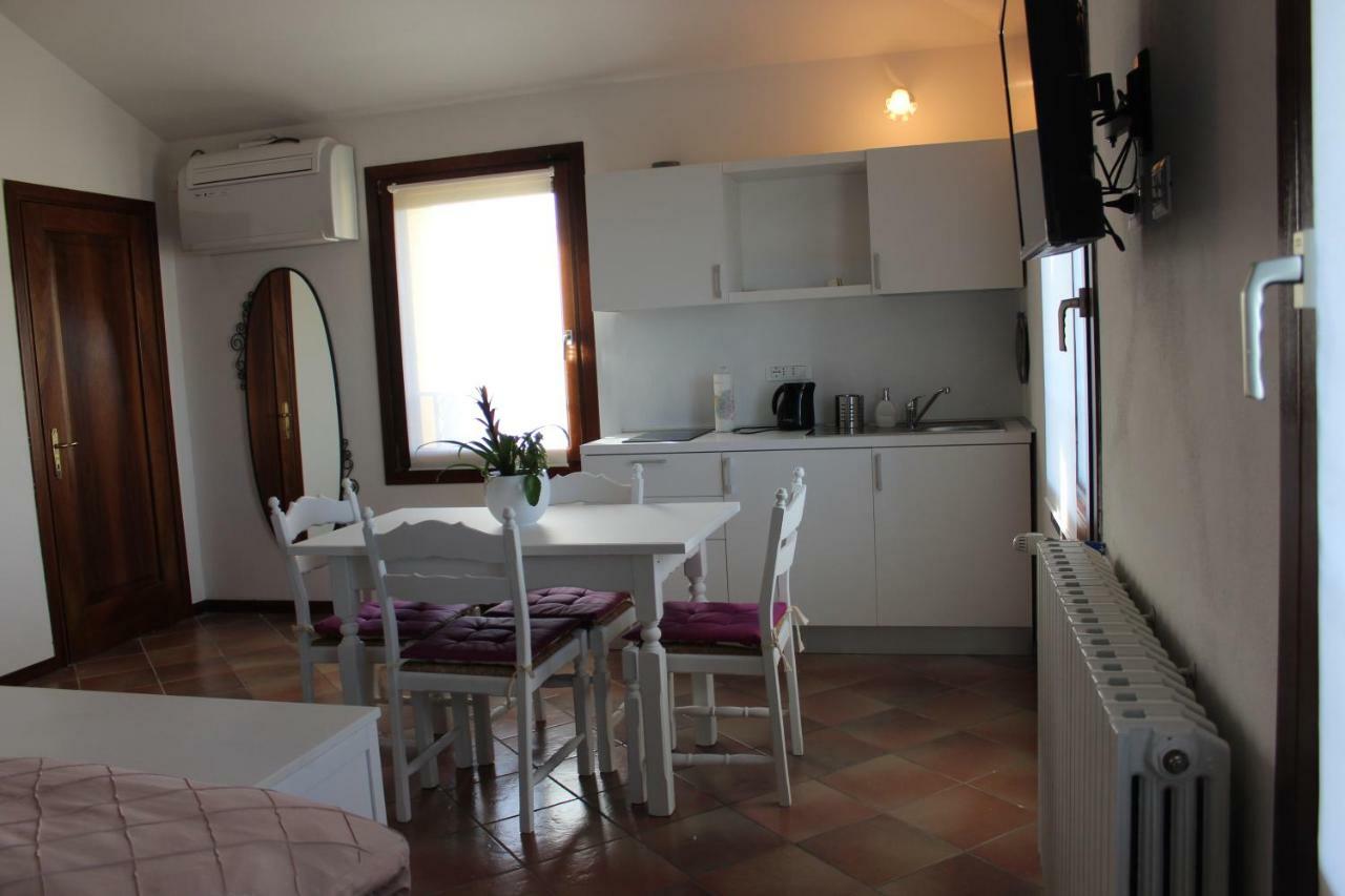 B&B Il Pozzo กาสเตนาโซ ภายนอก รูปภาพ